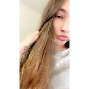 Meet your Posher, Tabitha